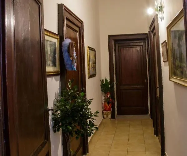 Parthenope's 4* נאפולי