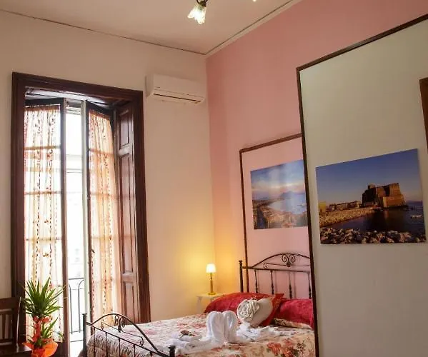 Parthenope's 4* נאפולי