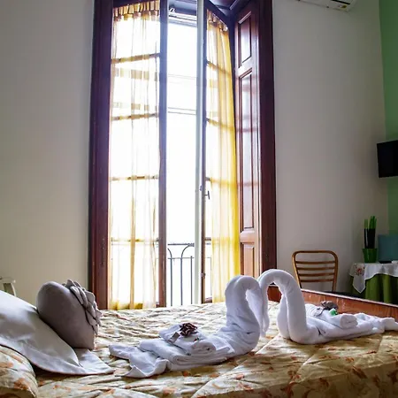 Parthenope's 4* Napoli