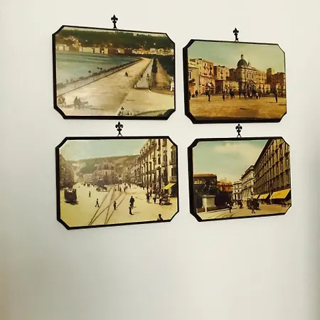 Parthenope's Oda ve Kahvaltı Napoli