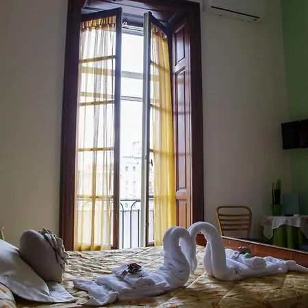 فندق مبيت وإفطار Parthenope's 4*