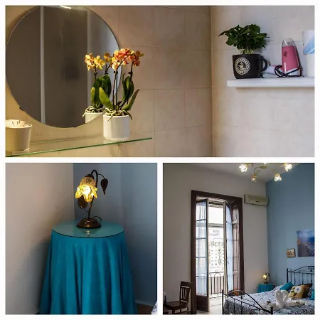 فندق مبيت وإفطار Parthenope's نابولي