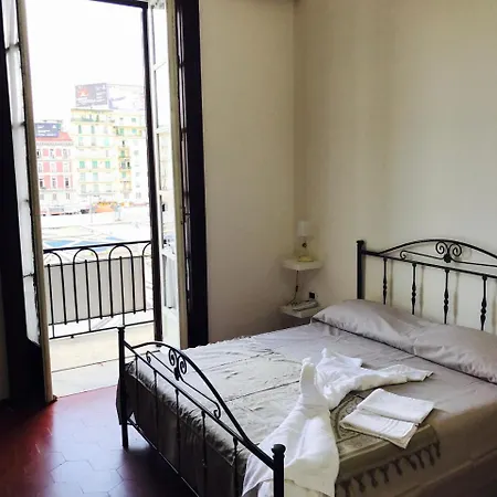 Parthenope's فندق مبيت وإفطار 4*